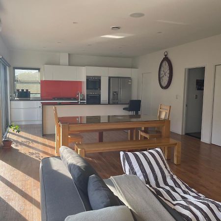 Stunning Park Side Holiday Home Christchurch Exterior foto