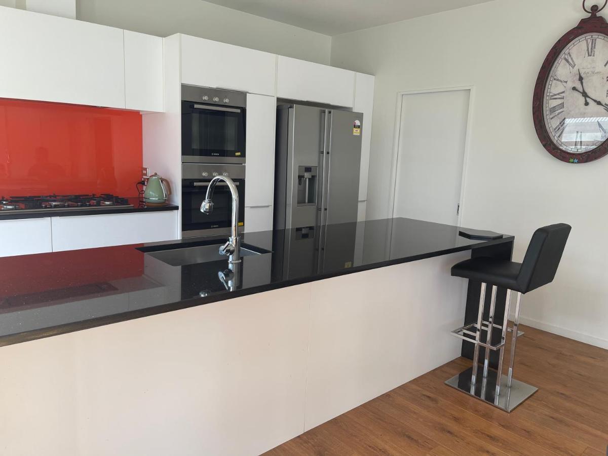 Stunning Park Side Holiday Home Christchurch Exterior foto