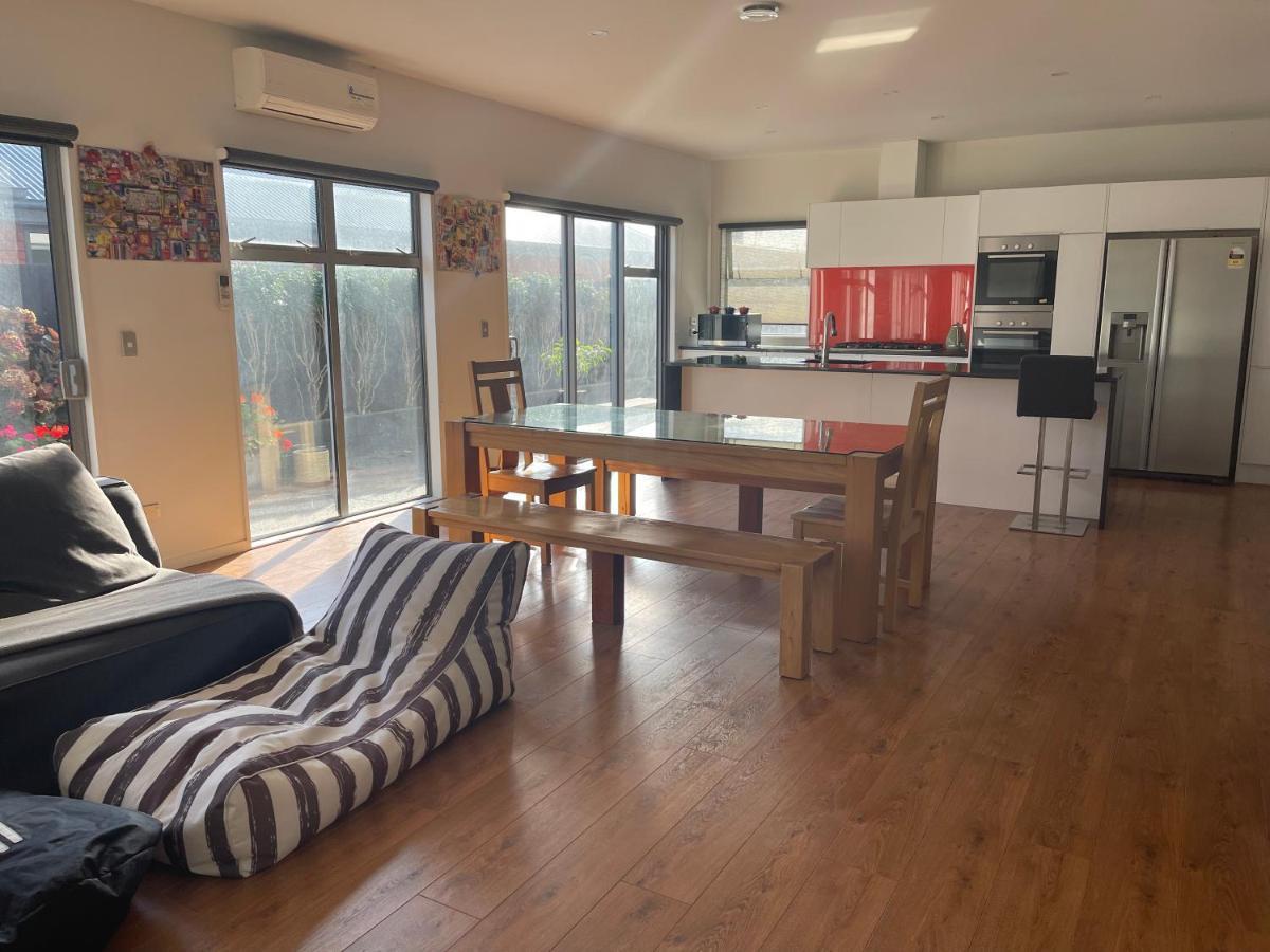 Stunning Park Side Holiday Home Christchurch Exterior foto