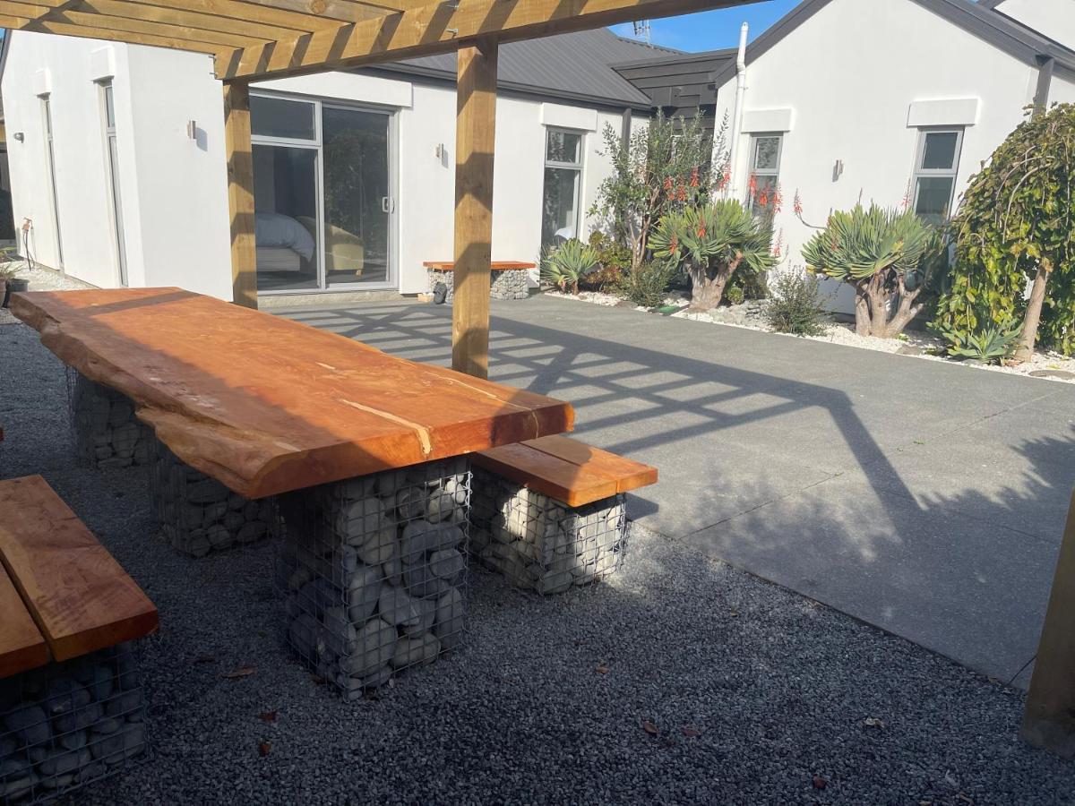 Stunning Park Side Holiday Home Christchurch Exterior foto